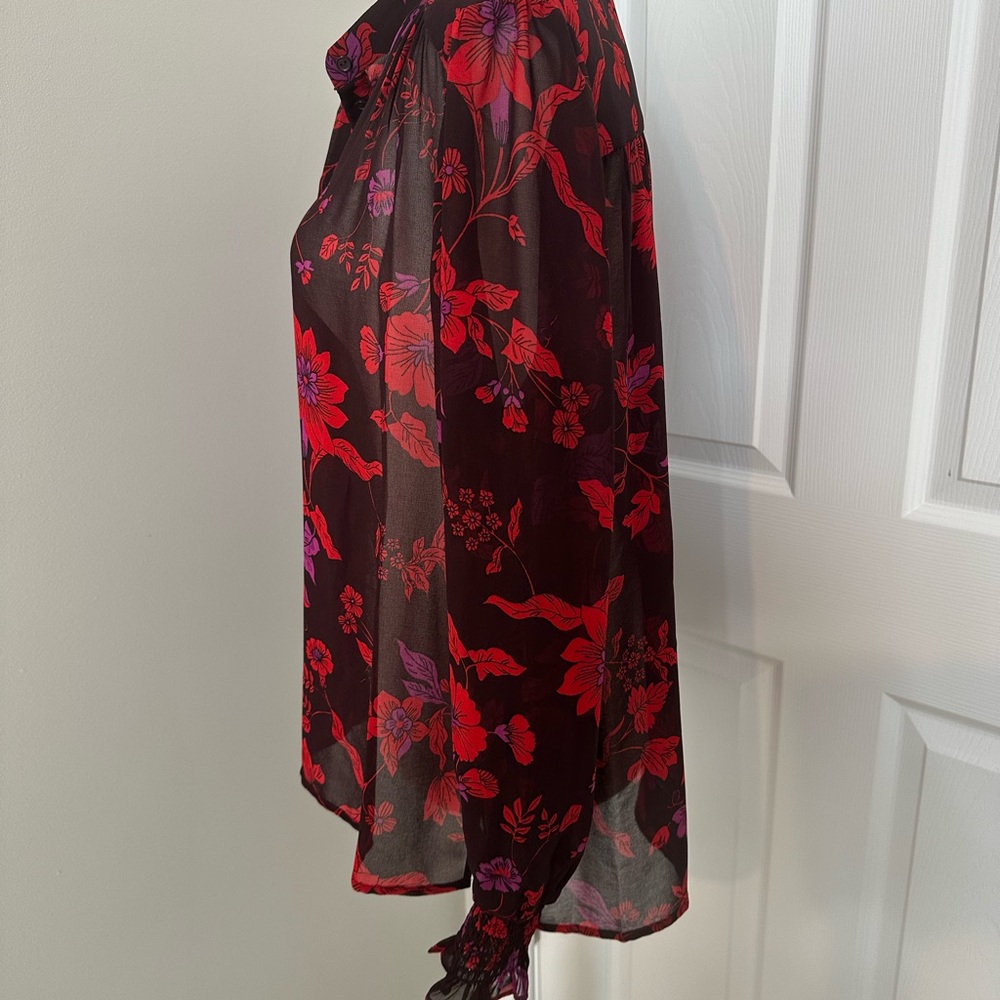 Sanctuary Floral Blouse - Like New - Picture 4 of 9